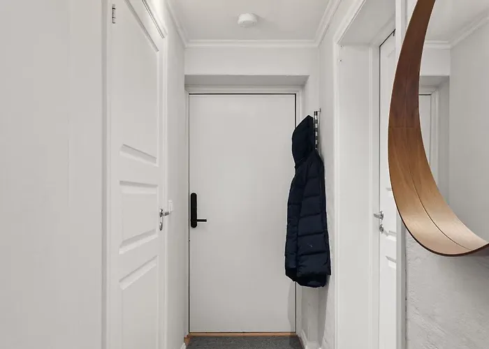 Apartman New - Sander's Polar Escape- Downtown